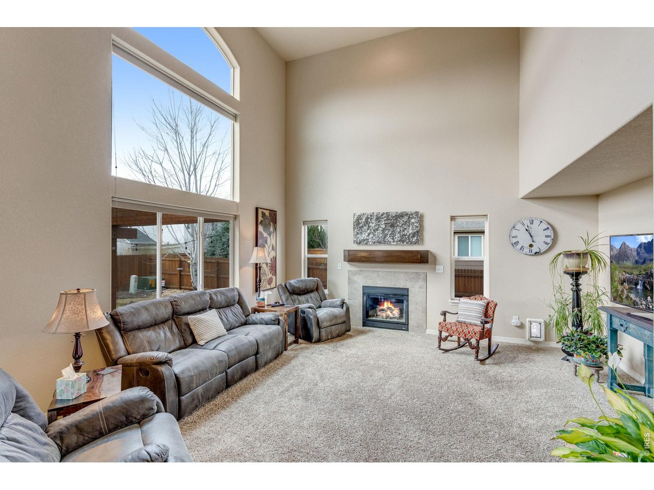 2656 Mustang Dr