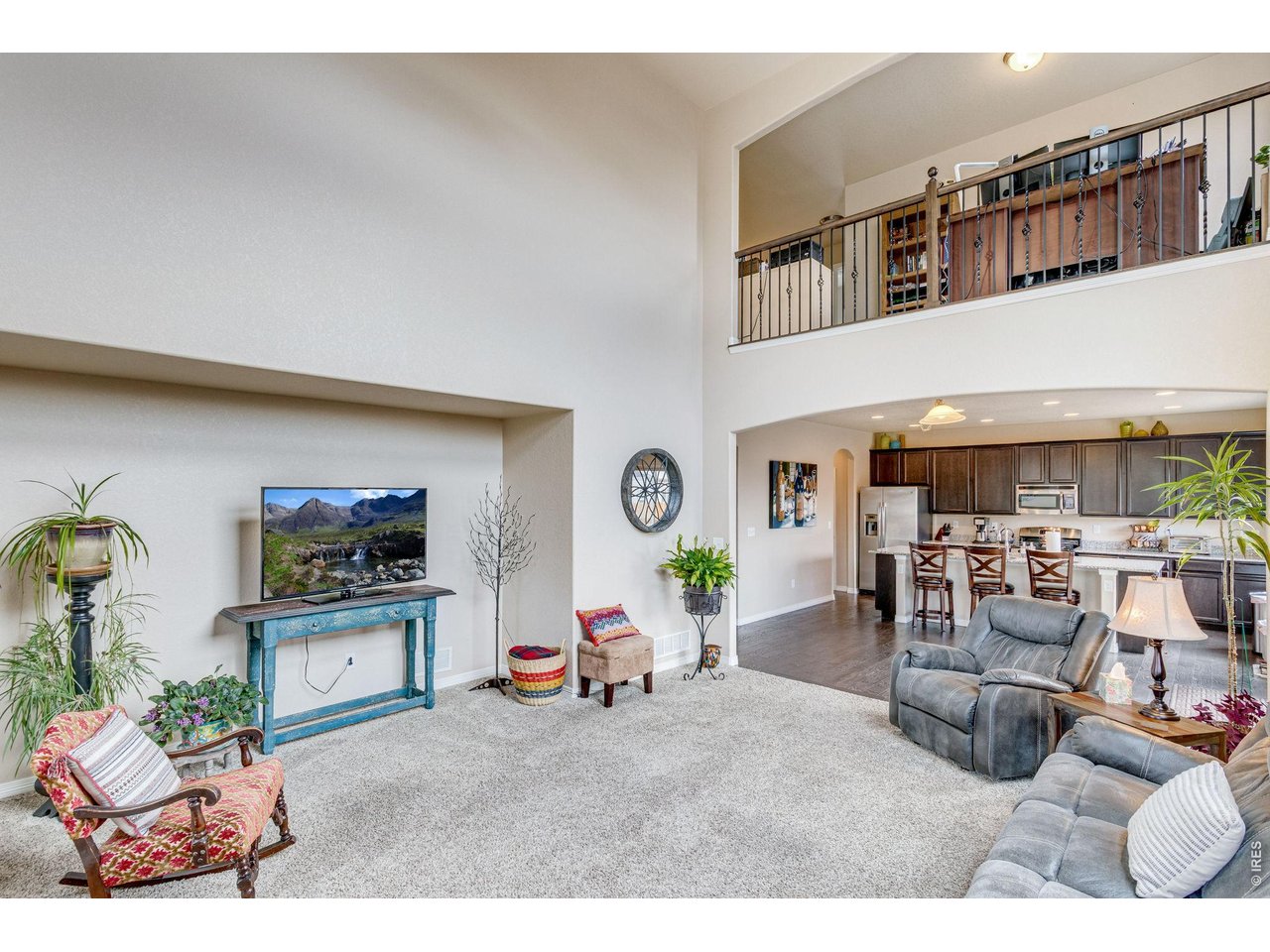2656 Mustang Dr