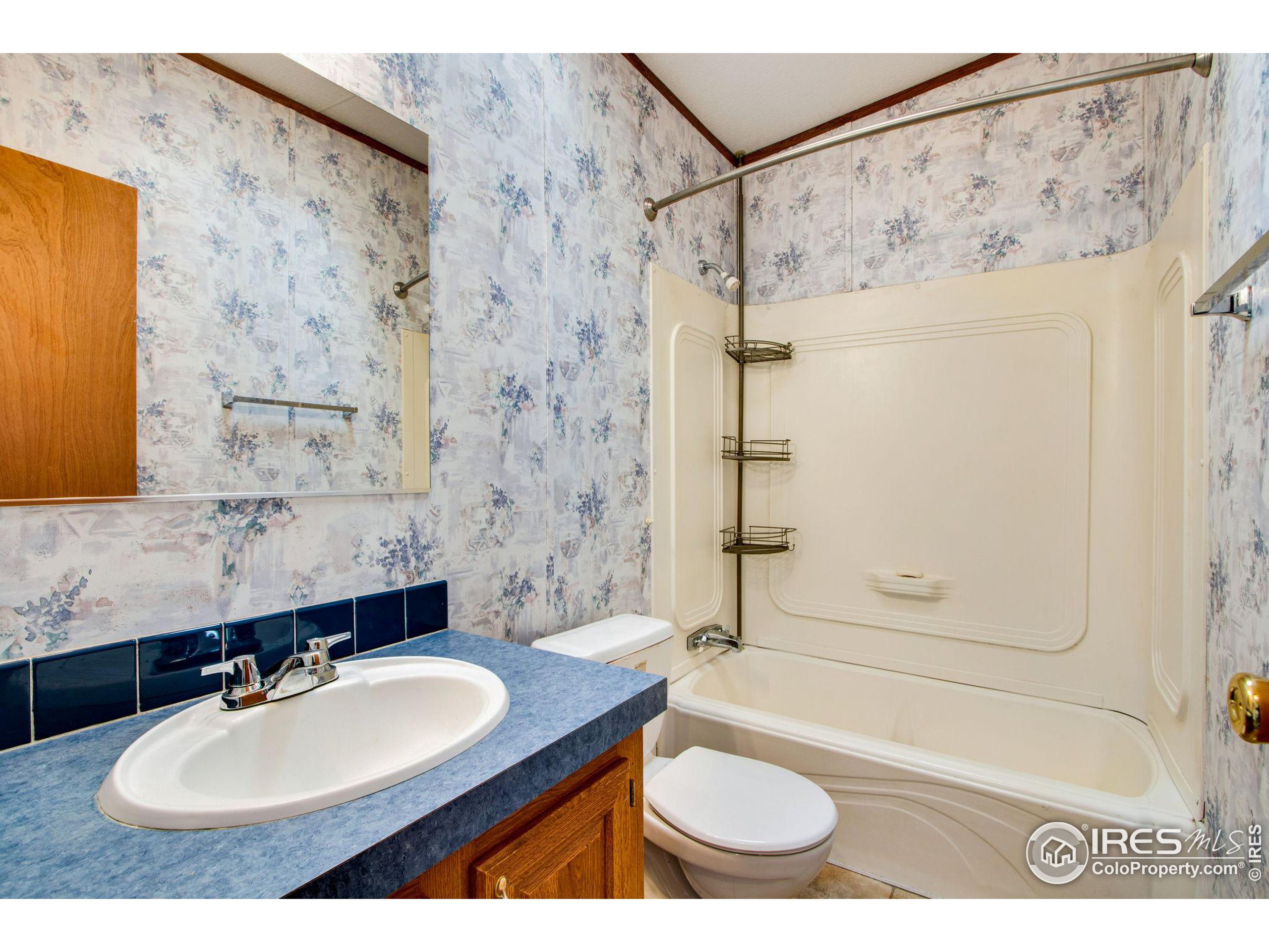 10545 Bedford St 235