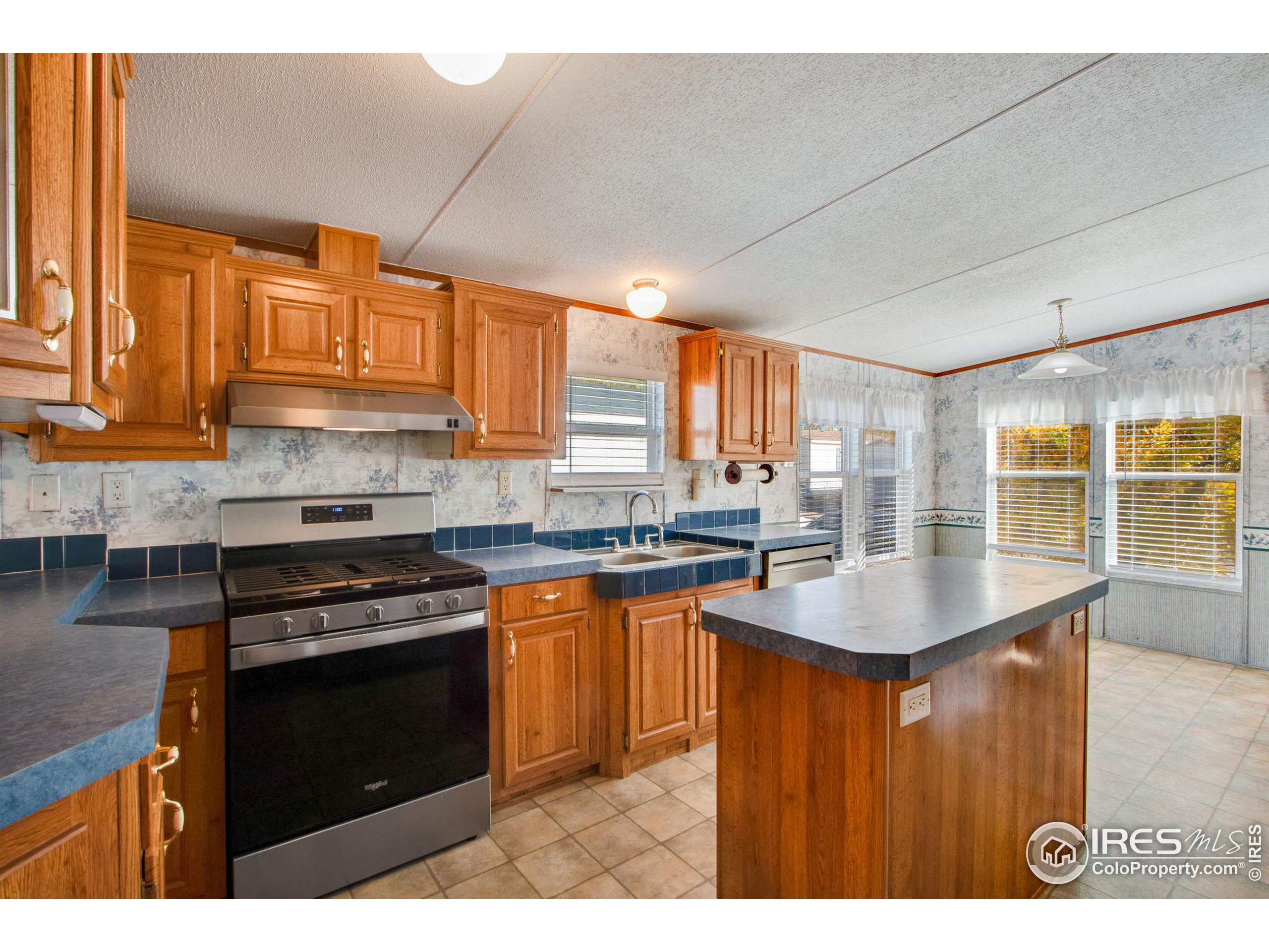 10545 Bedford St 235