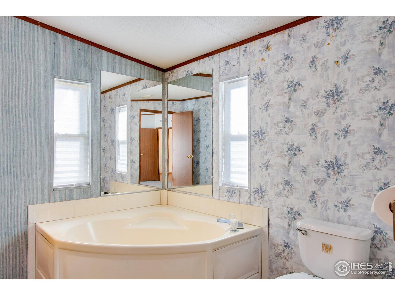 10545 Bedford St 235