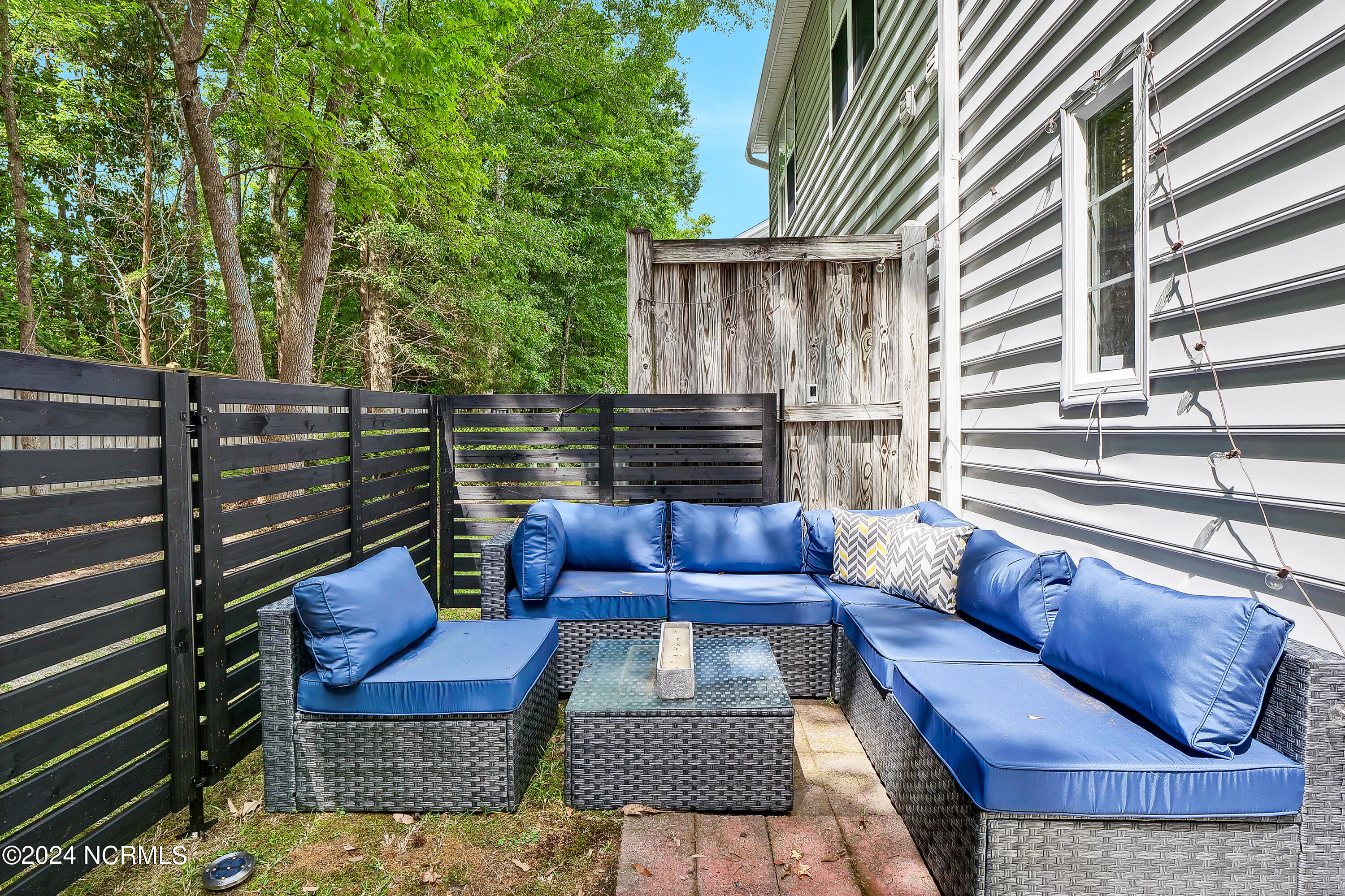 321 S Kerr Avenue 122