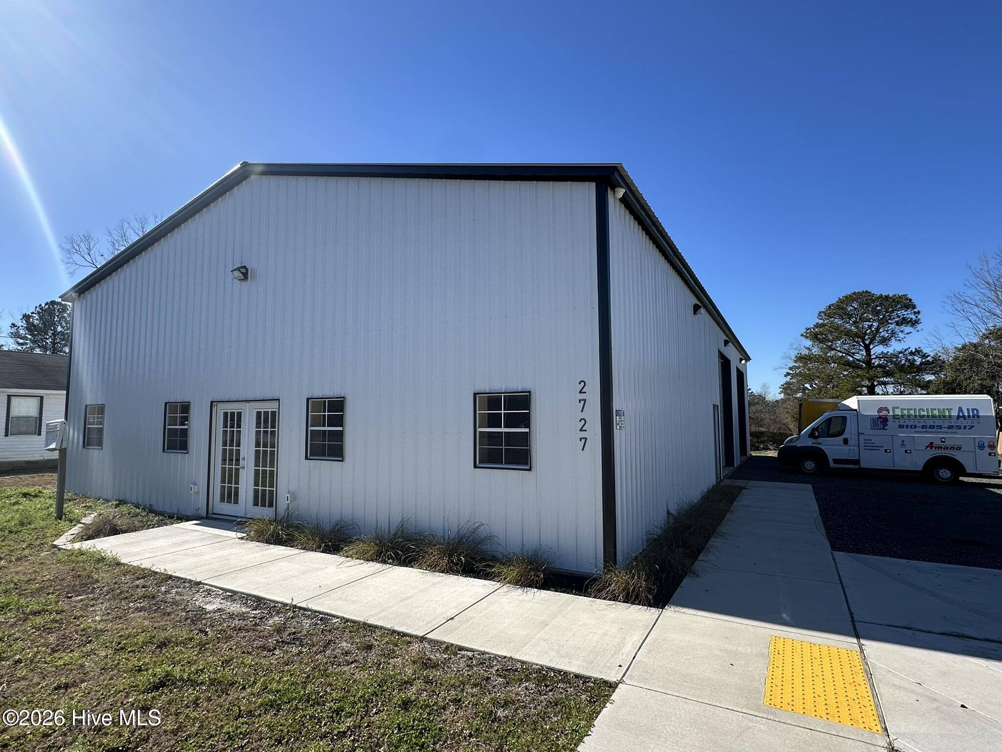 2725 Castle Hayne Road