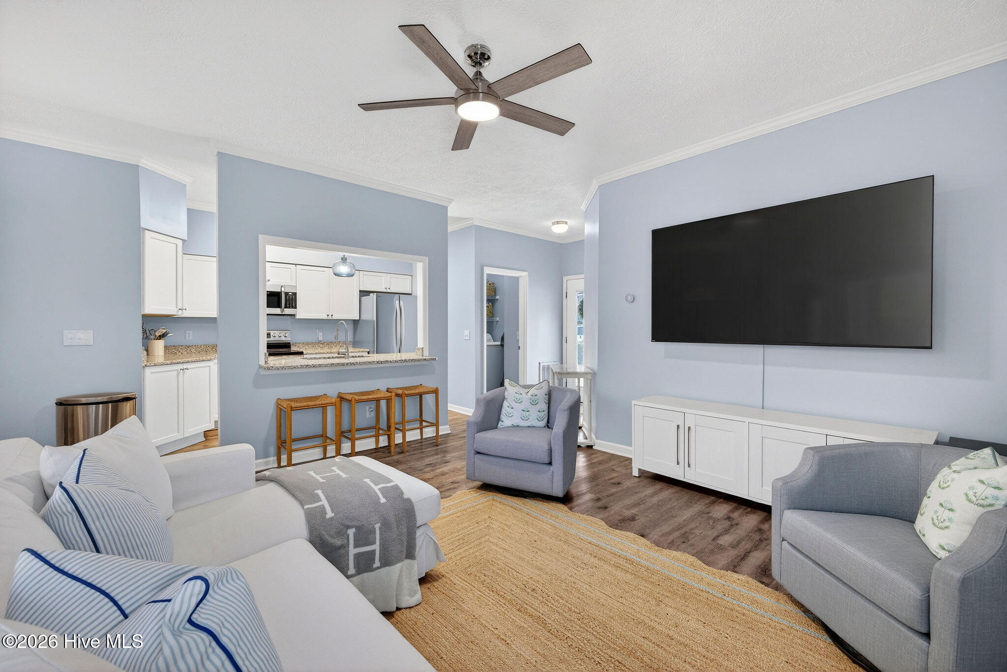 123 Longstreet Drive Apt 101