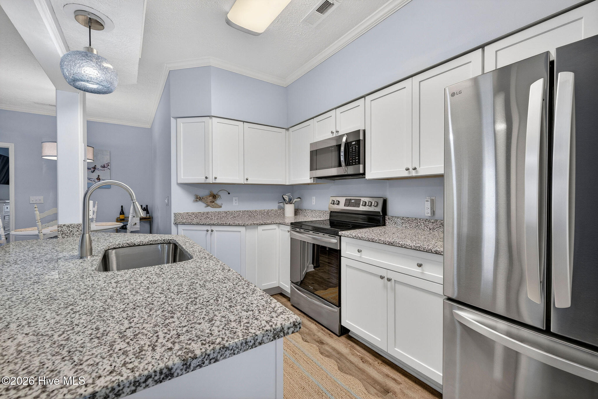 123 Longstreet Drive Apt 101