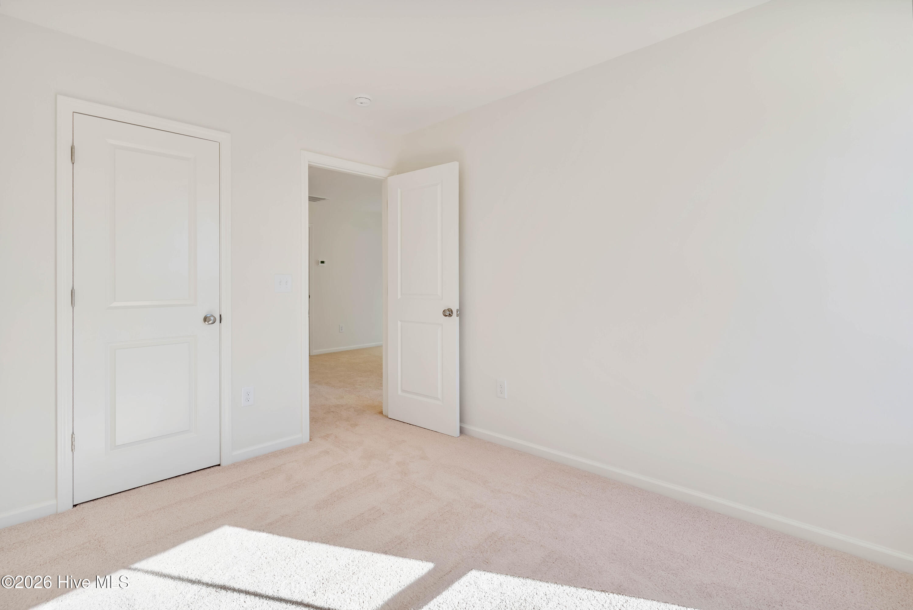 20 W Pioneer Way 129