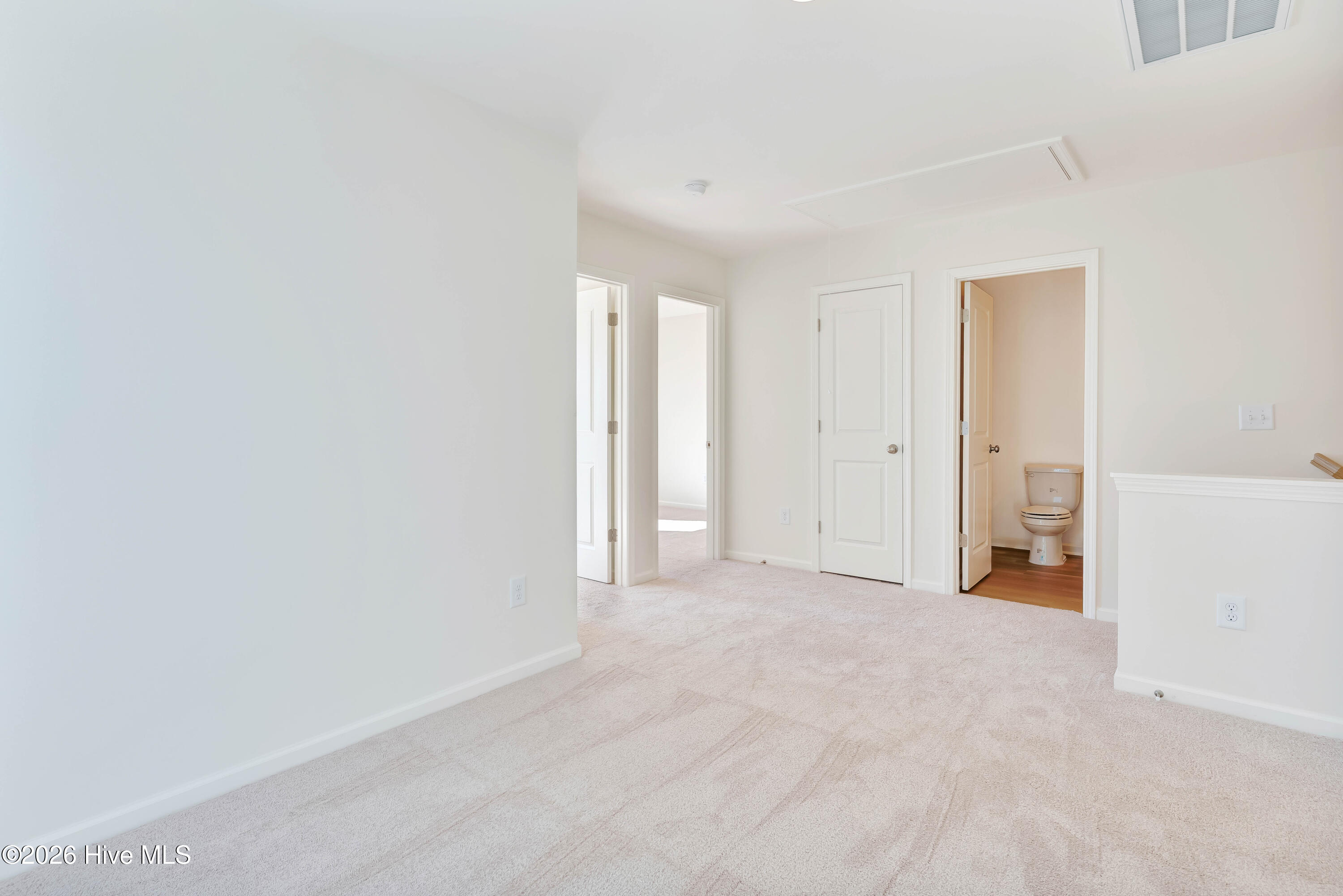 20 W Pioneer Way 129