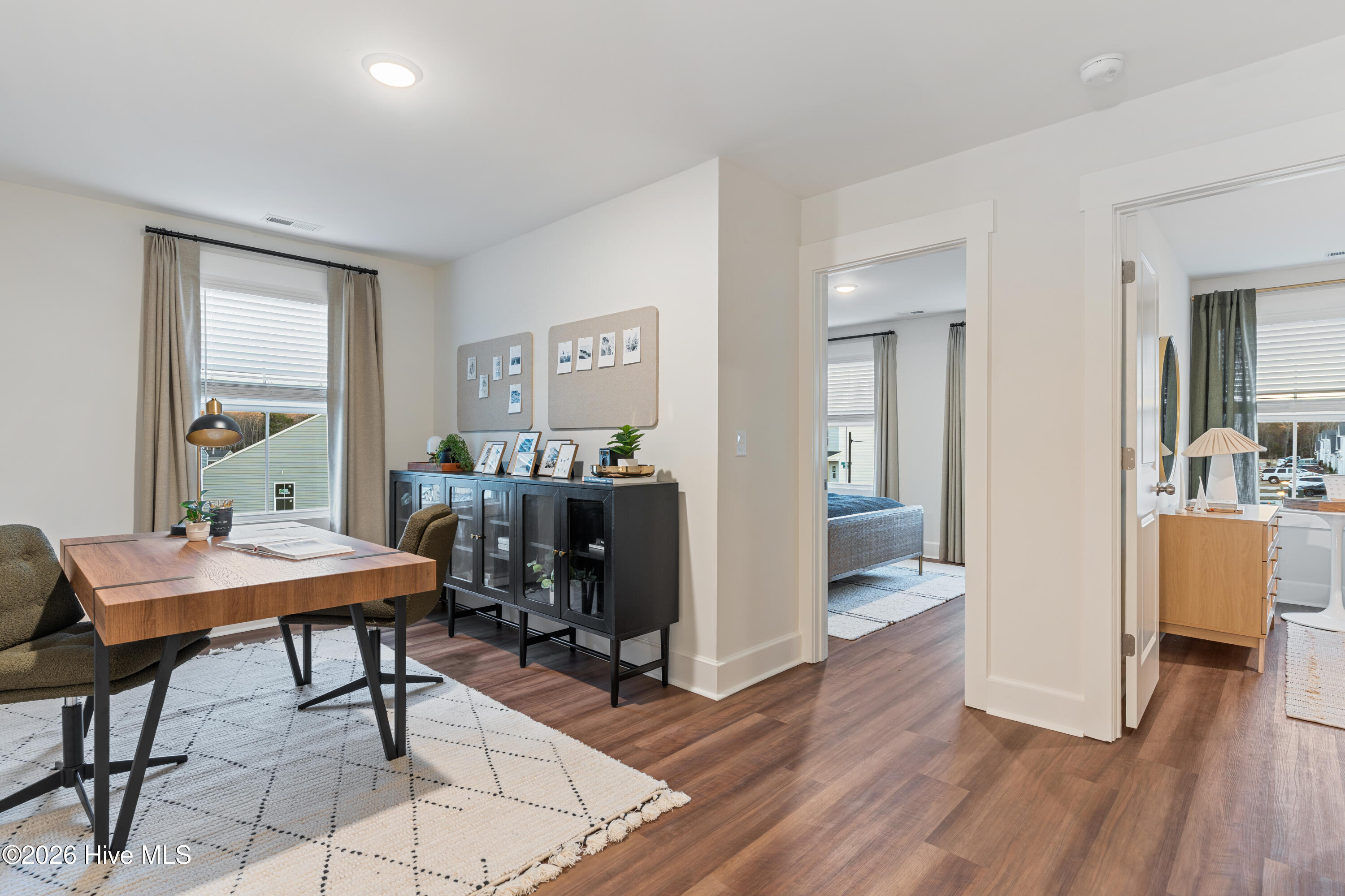 20 W Pioneer Way 129