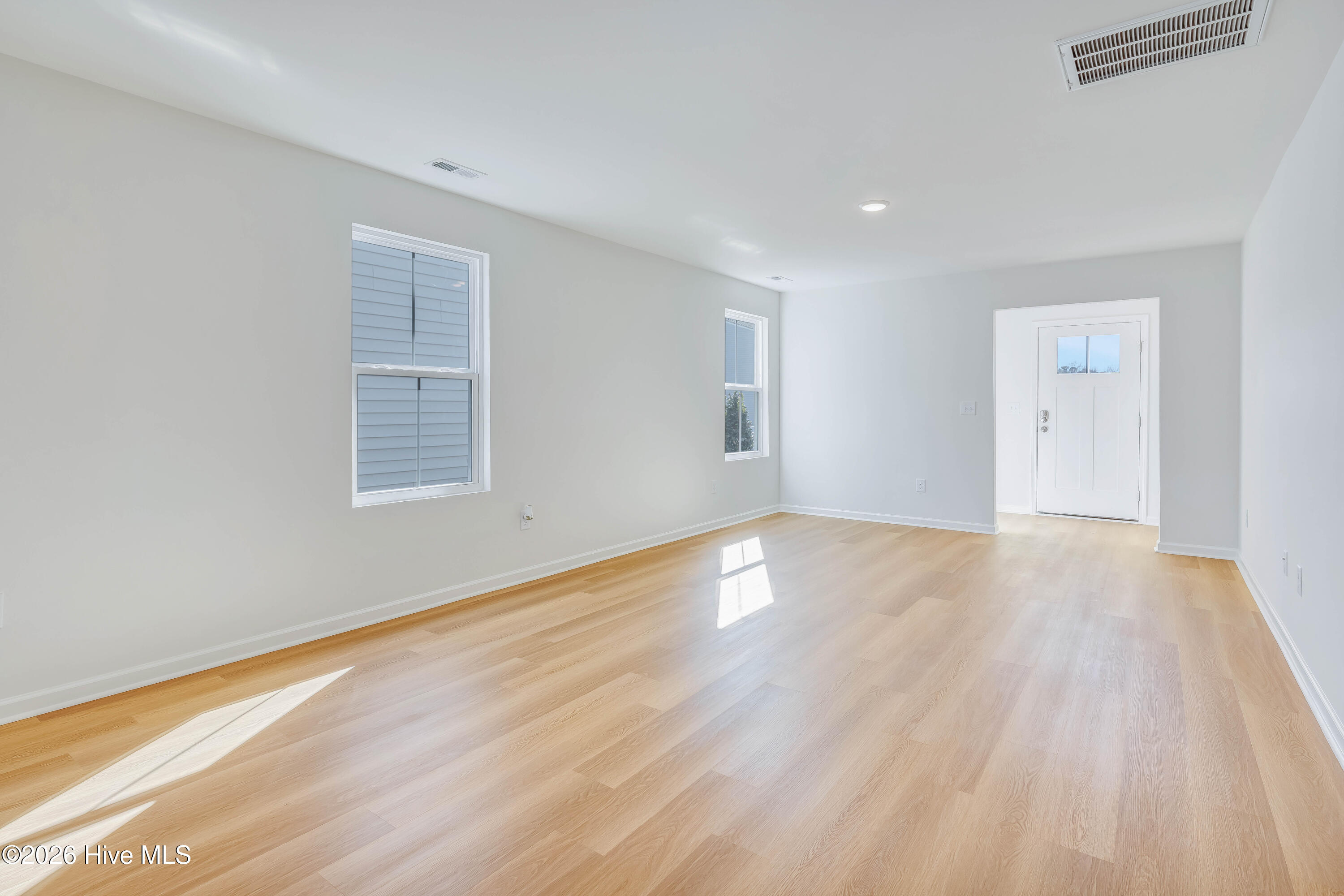 20 W Pioneer Way 129