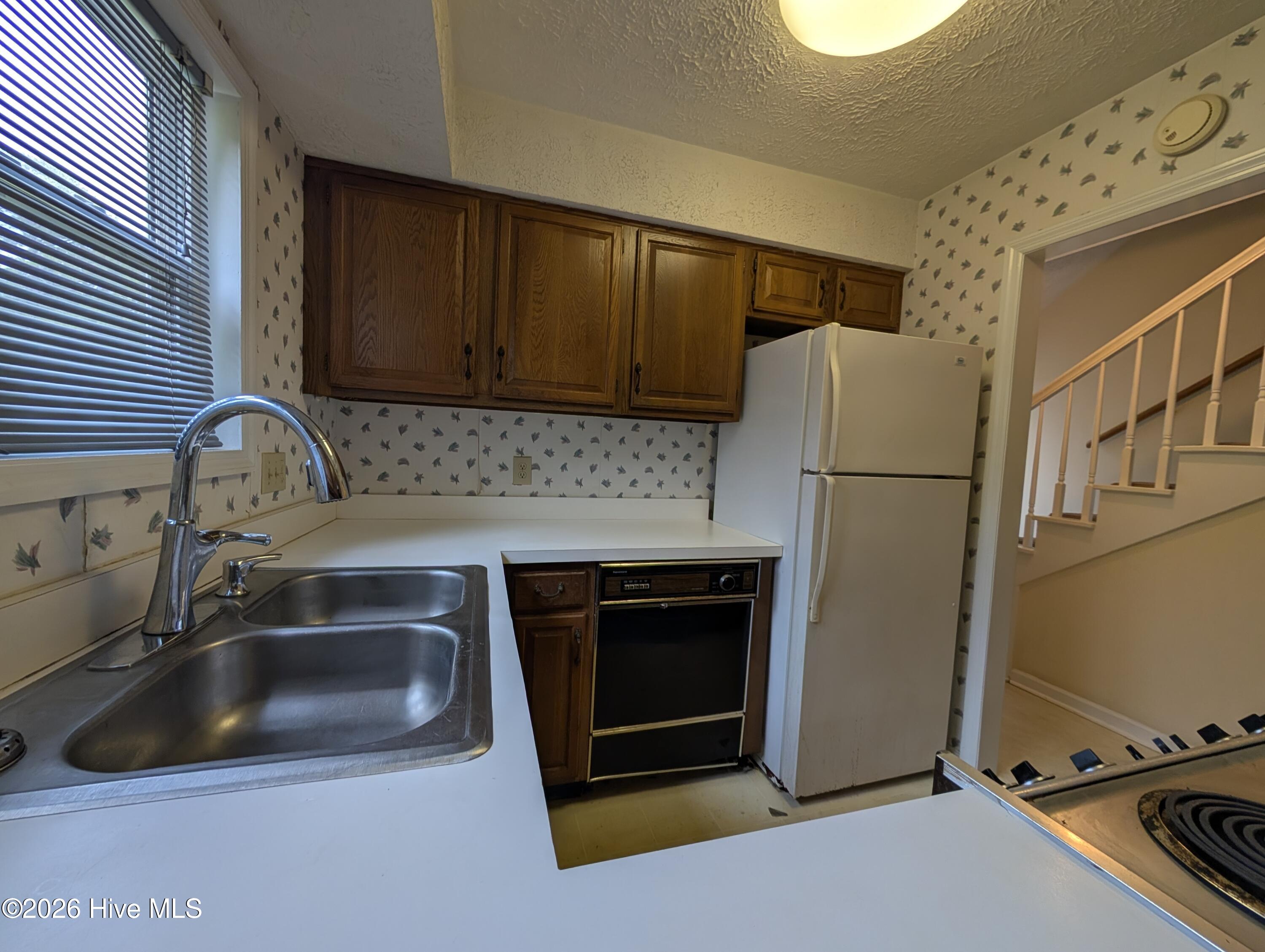 4140 Spirea Drive
