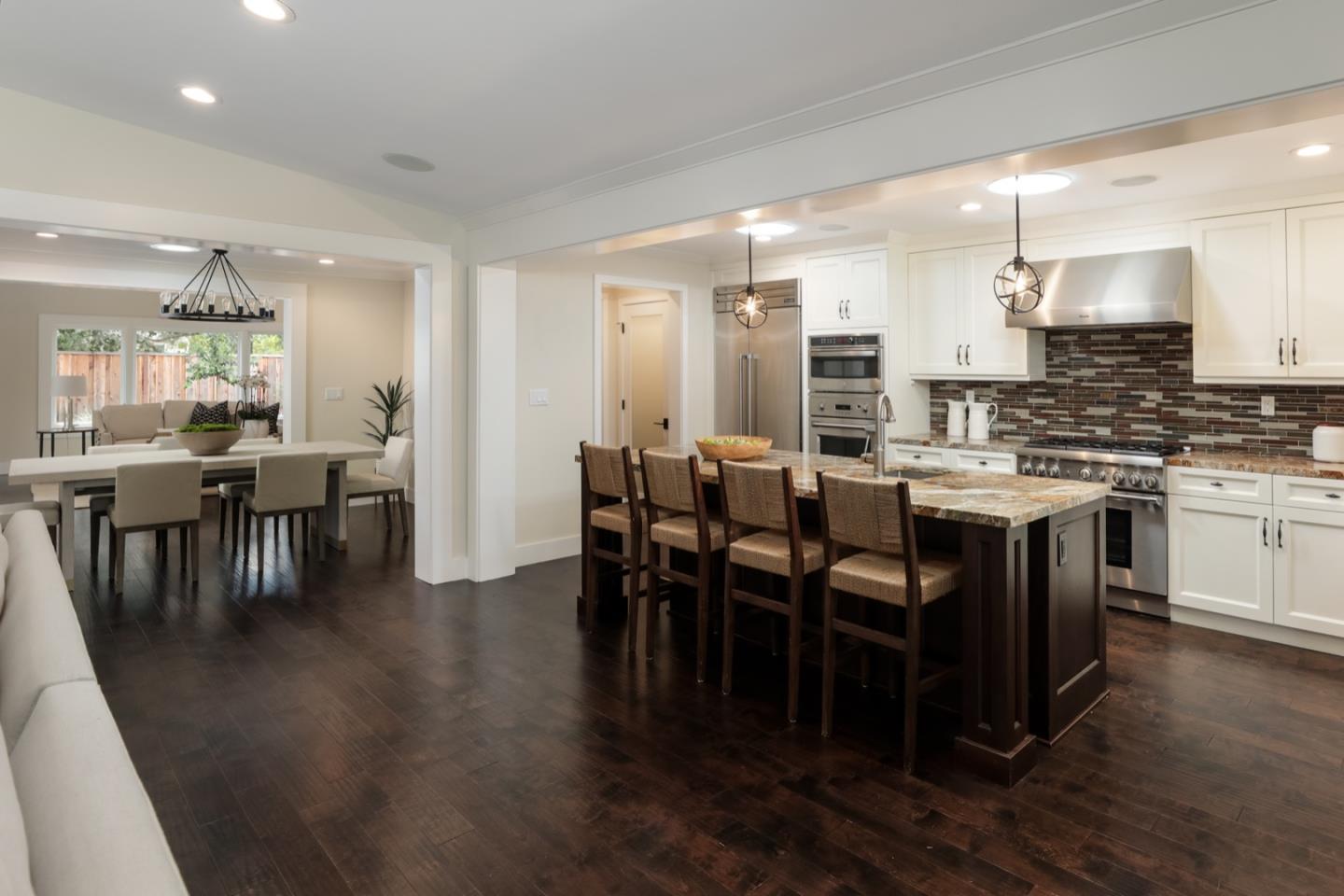 884 Santa Rita AVE
