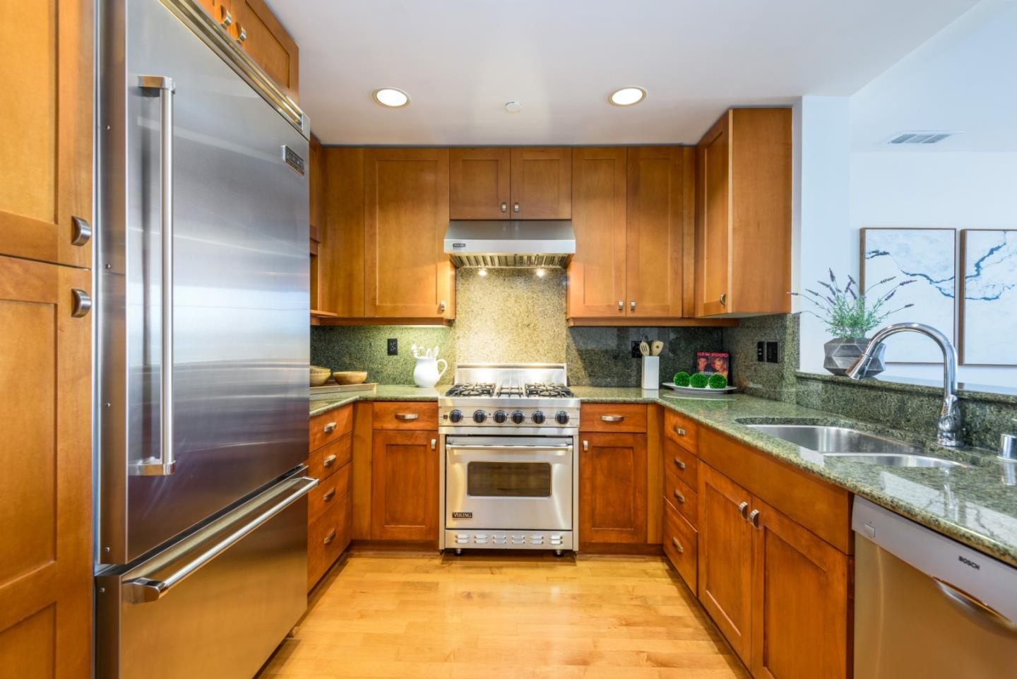 800 High ST 417