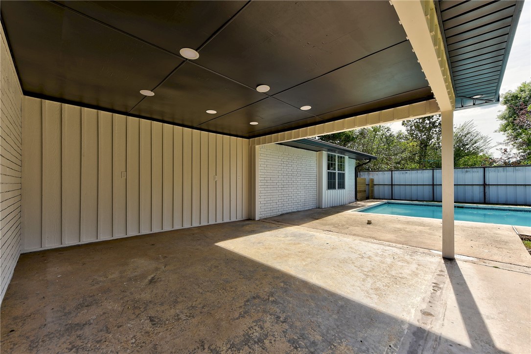 1624 Hawthorne Court