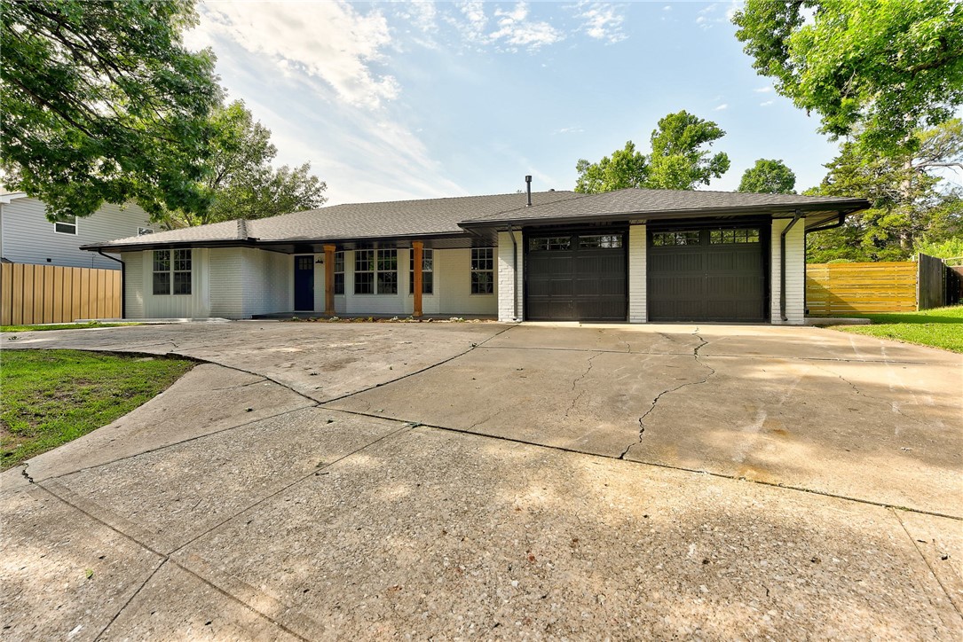 1624 Hawthorne Court