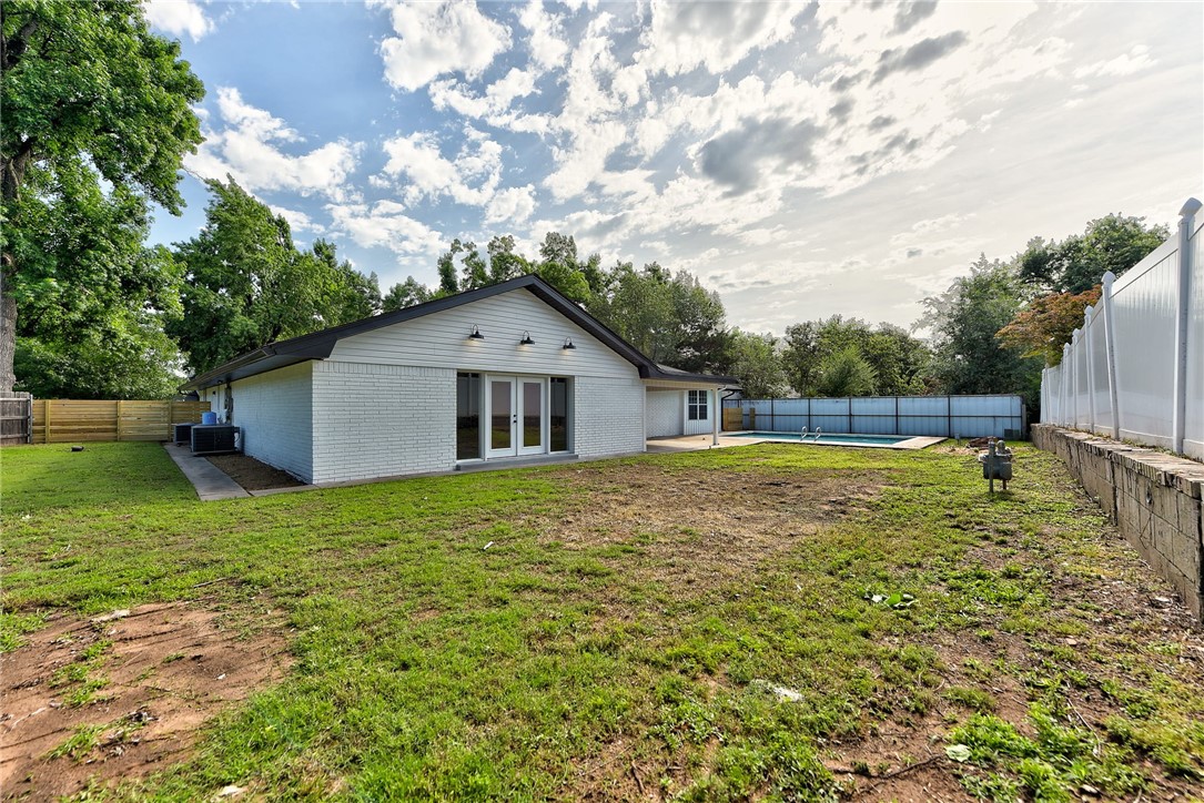 1624 Hawthorne Court