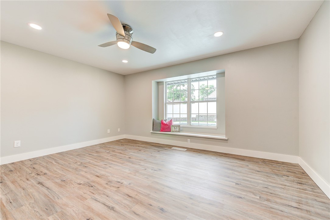 1624 Hawthorne Court