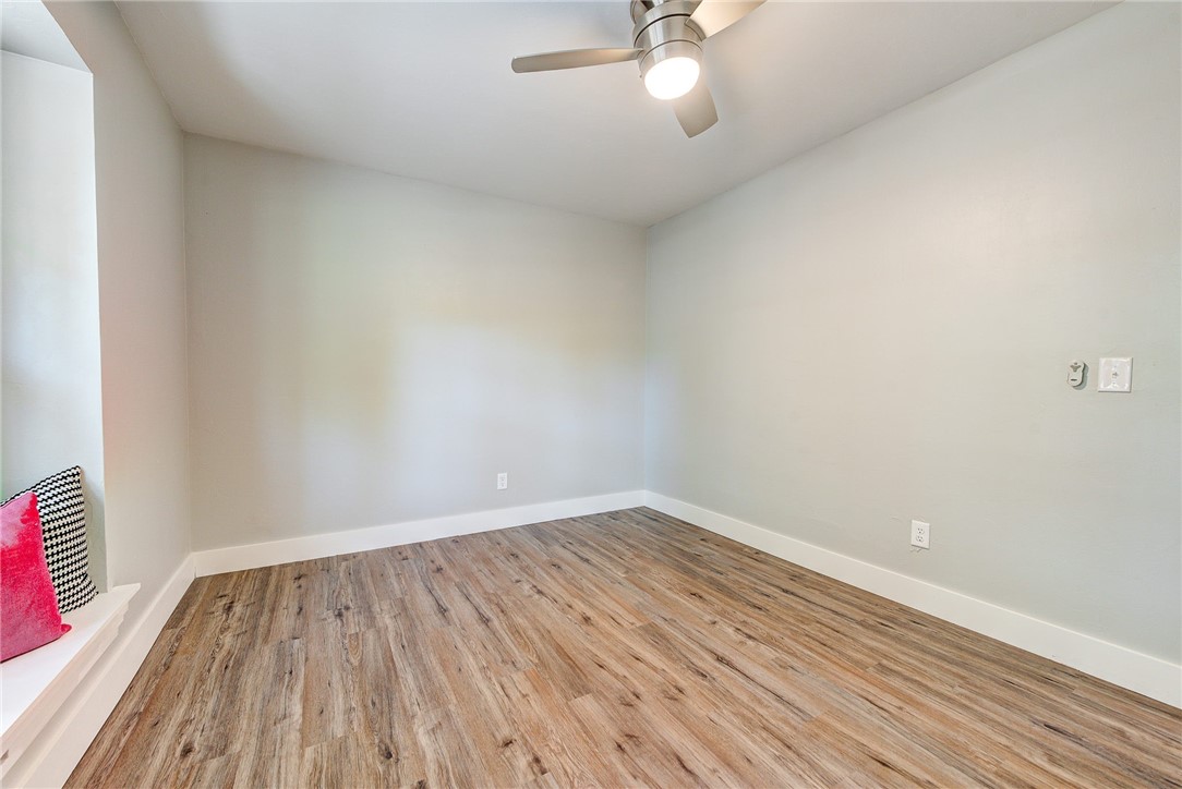 1624 Hawthorne Court