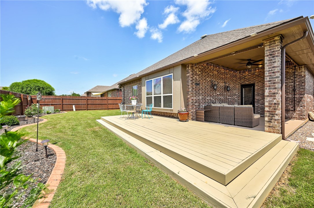 1224 Skyler Way