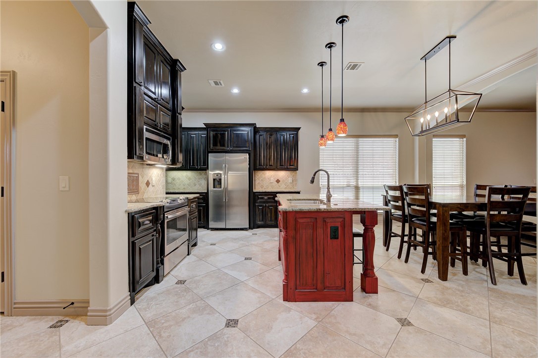 1224 Skyler Way