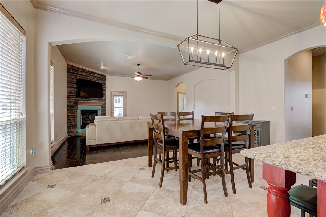 1224 Skyler Way