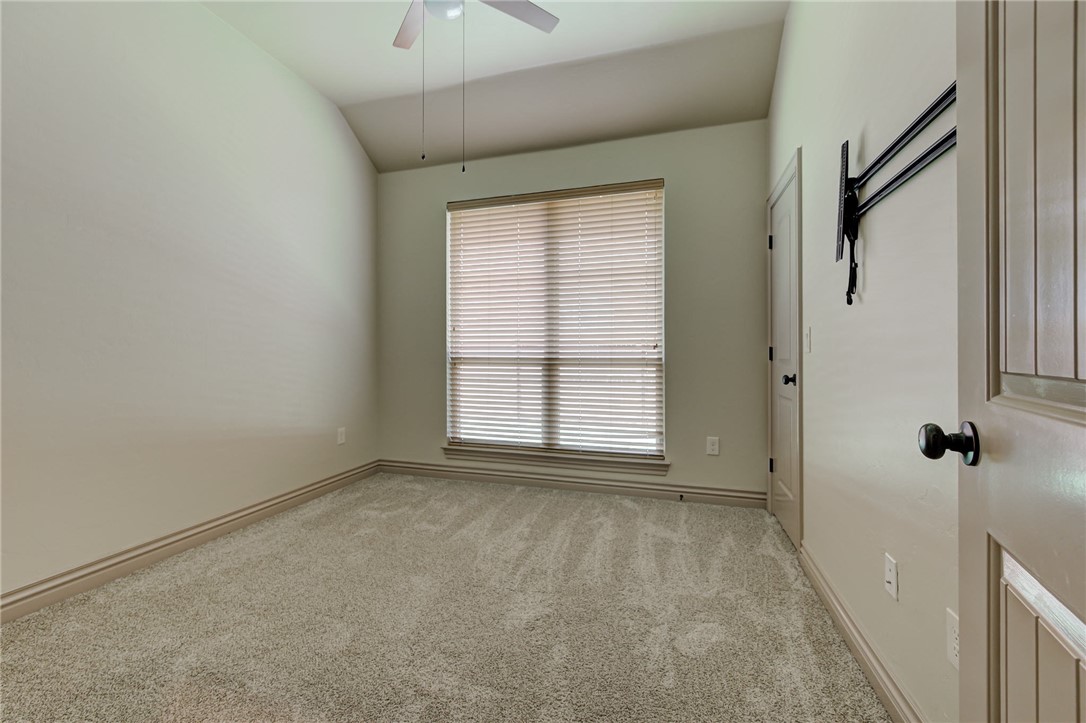 1224 Skyler Way