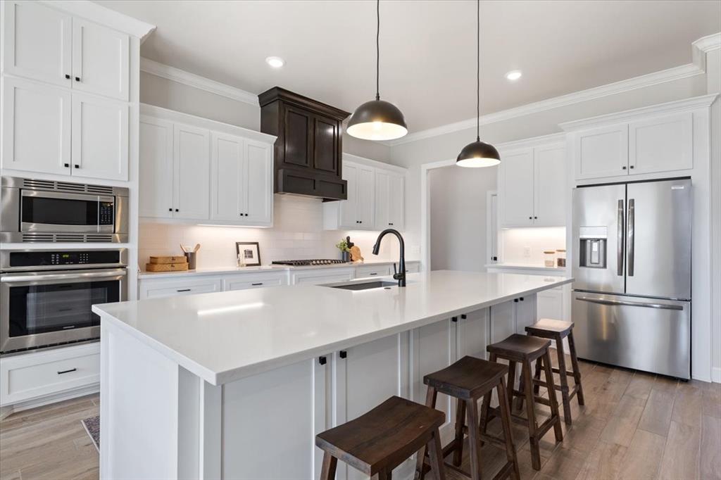 726 Legacy Drive