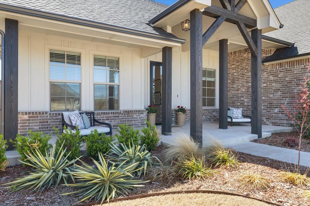 726 Legacy Drive