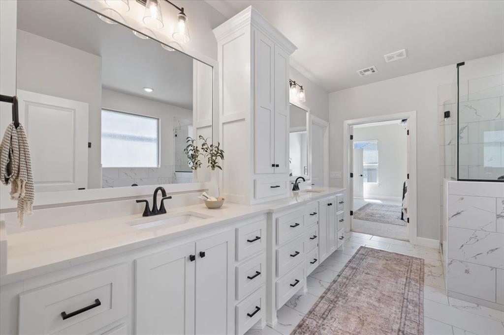 726 Legacy Drive