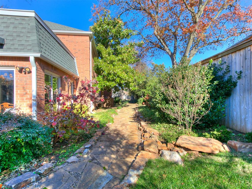 4401 Balmoral Court