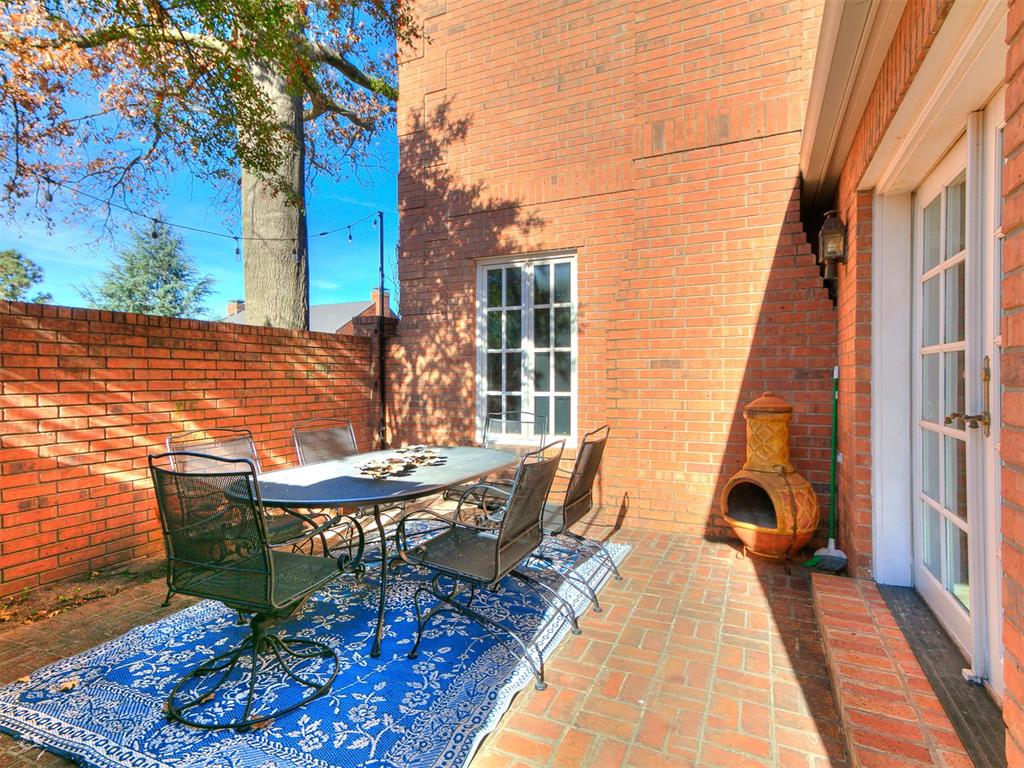 4401 Balmoral Court