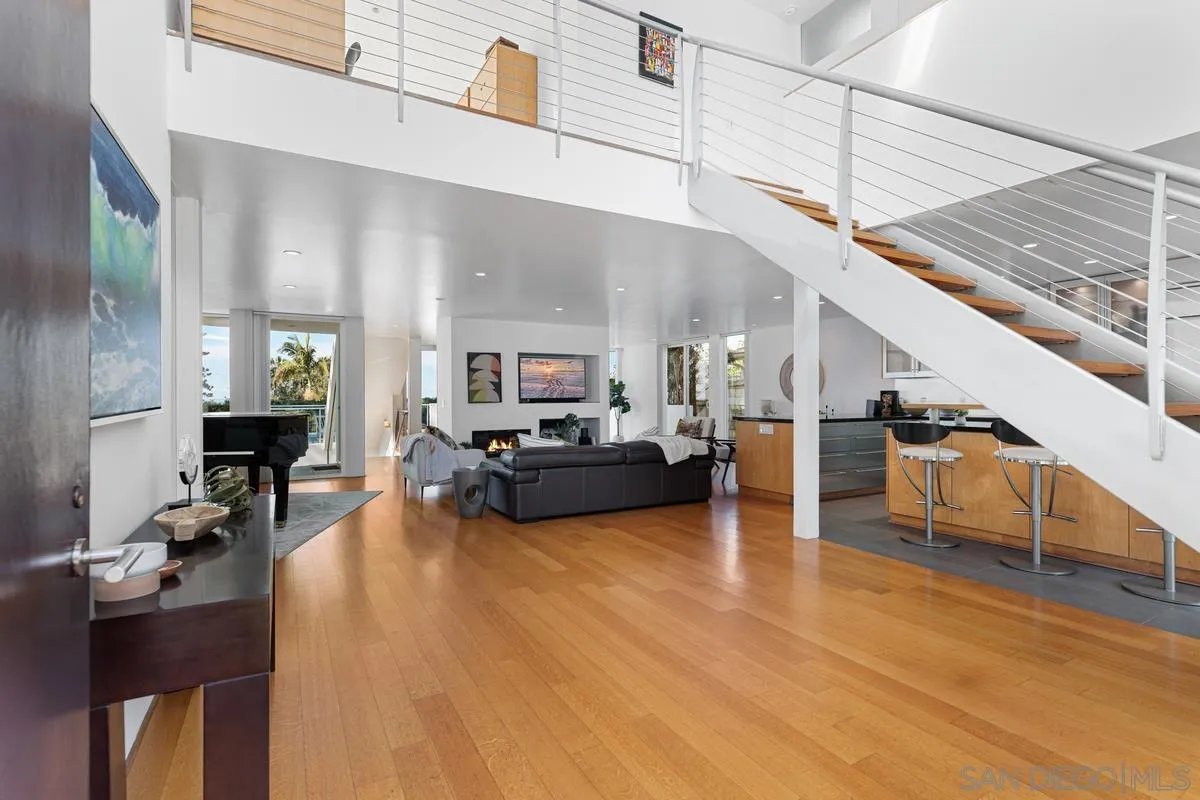 333 Glenmont Drive
