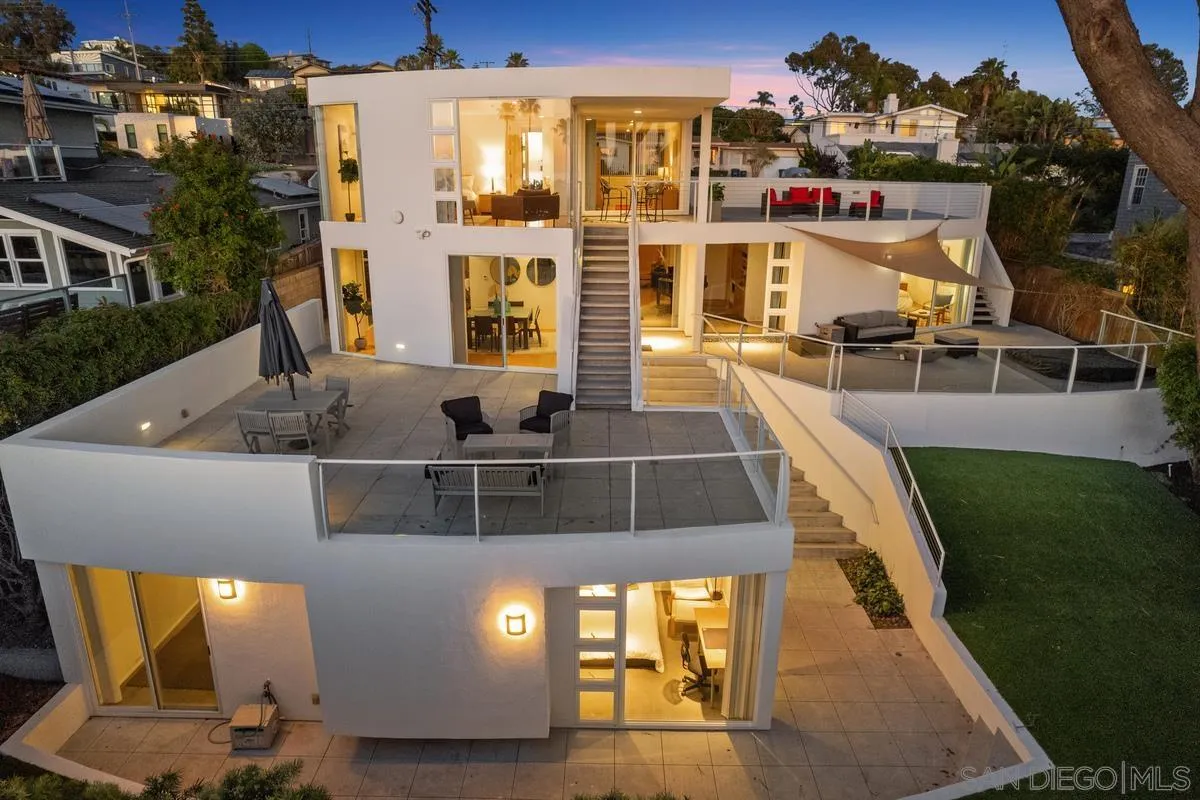 333 Glenmont Drive