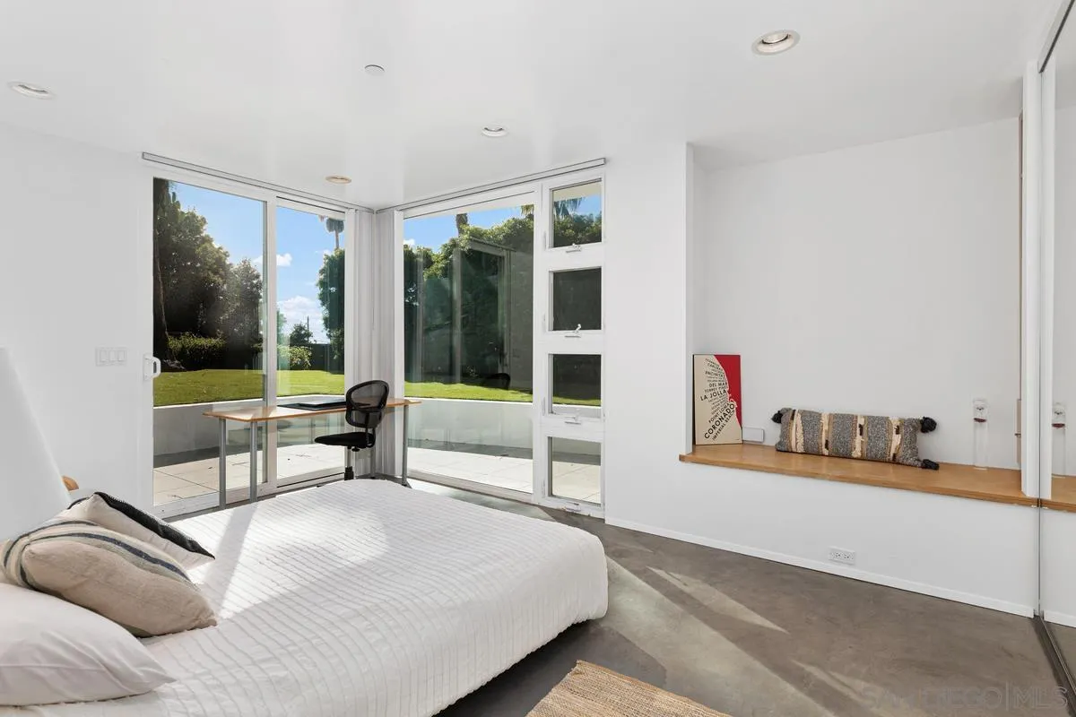 333 Glenmont Drive