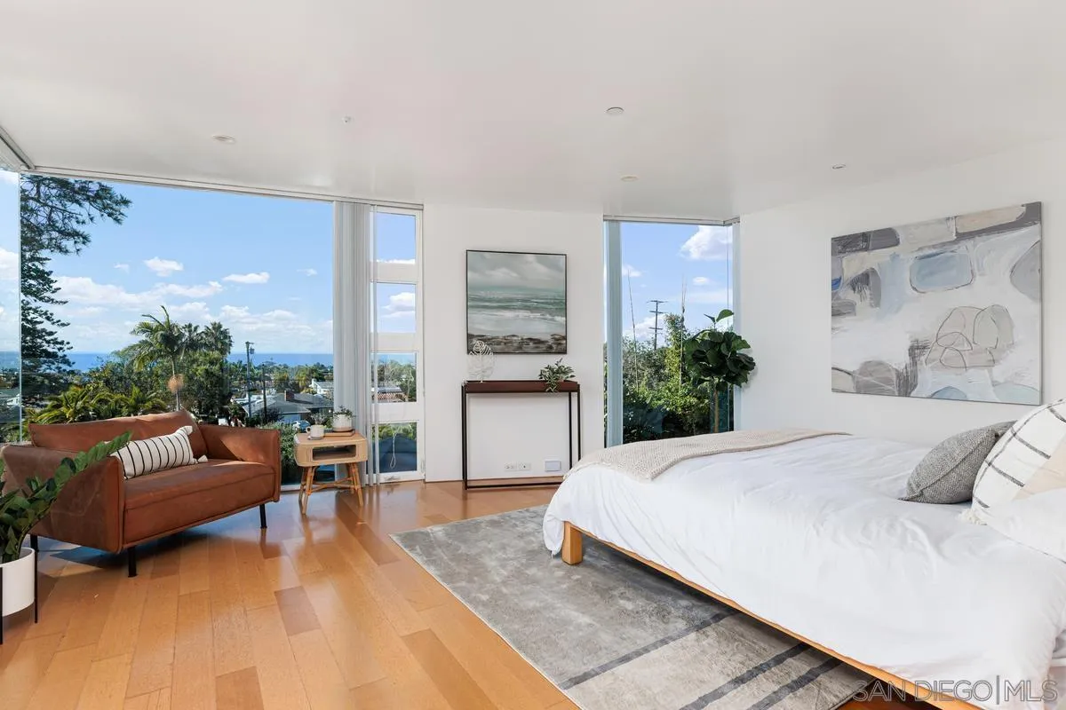 333 Glenmont Drive