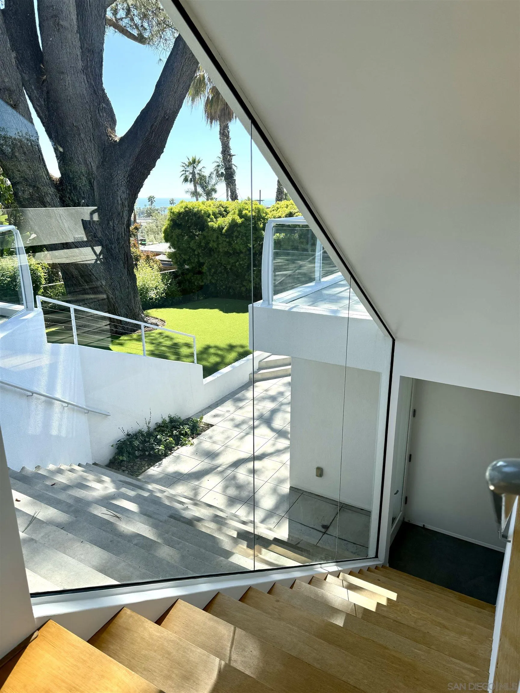 333 Glenmont Drive