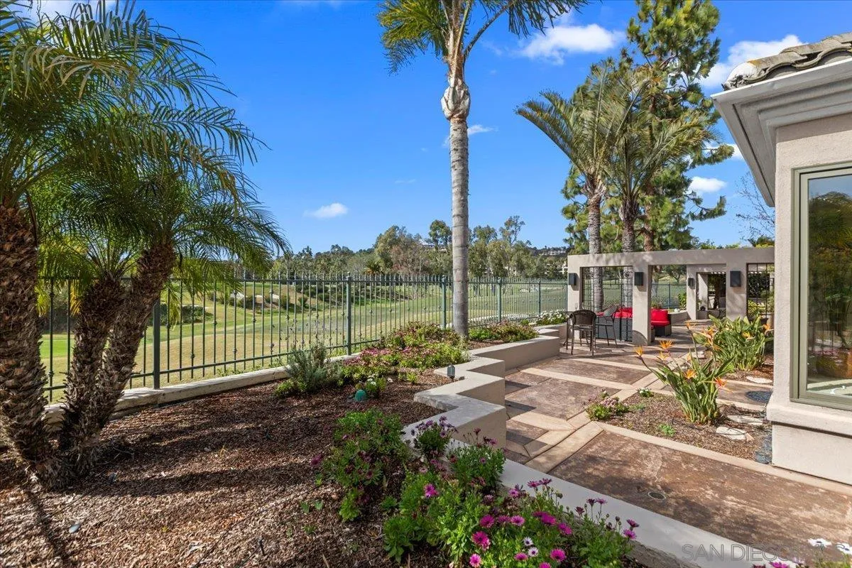 7279 Spoonbill Lane