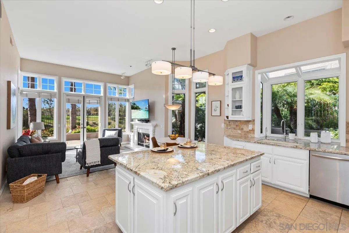 7279 Spoonbill Lane