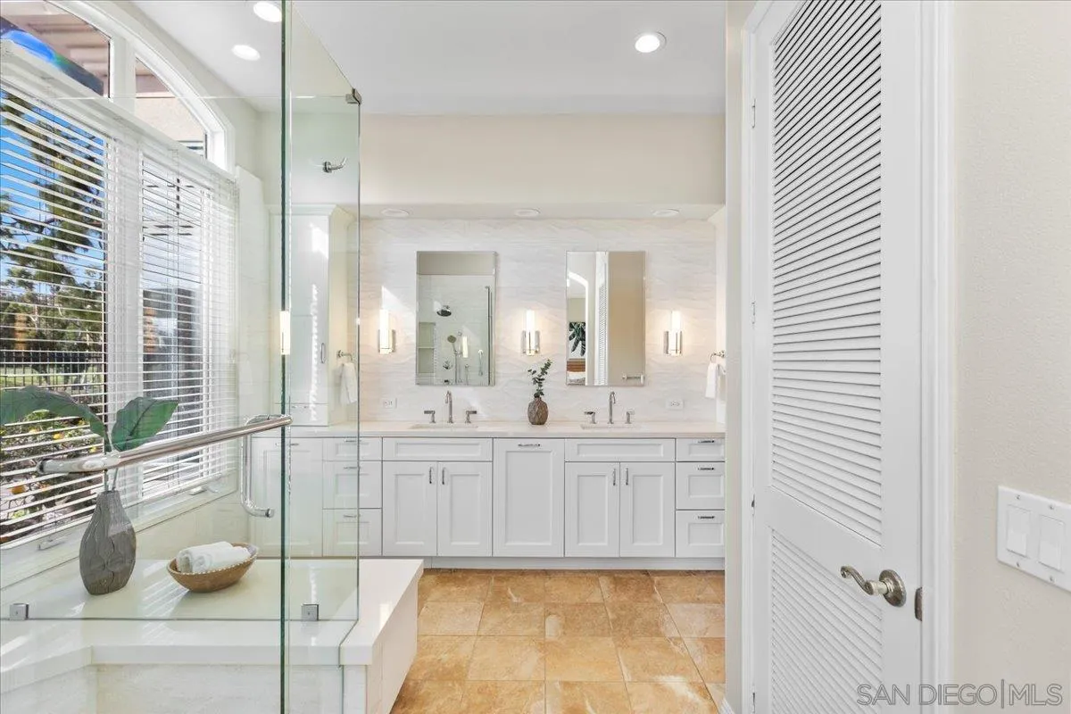 7279 Spoonbill Lane