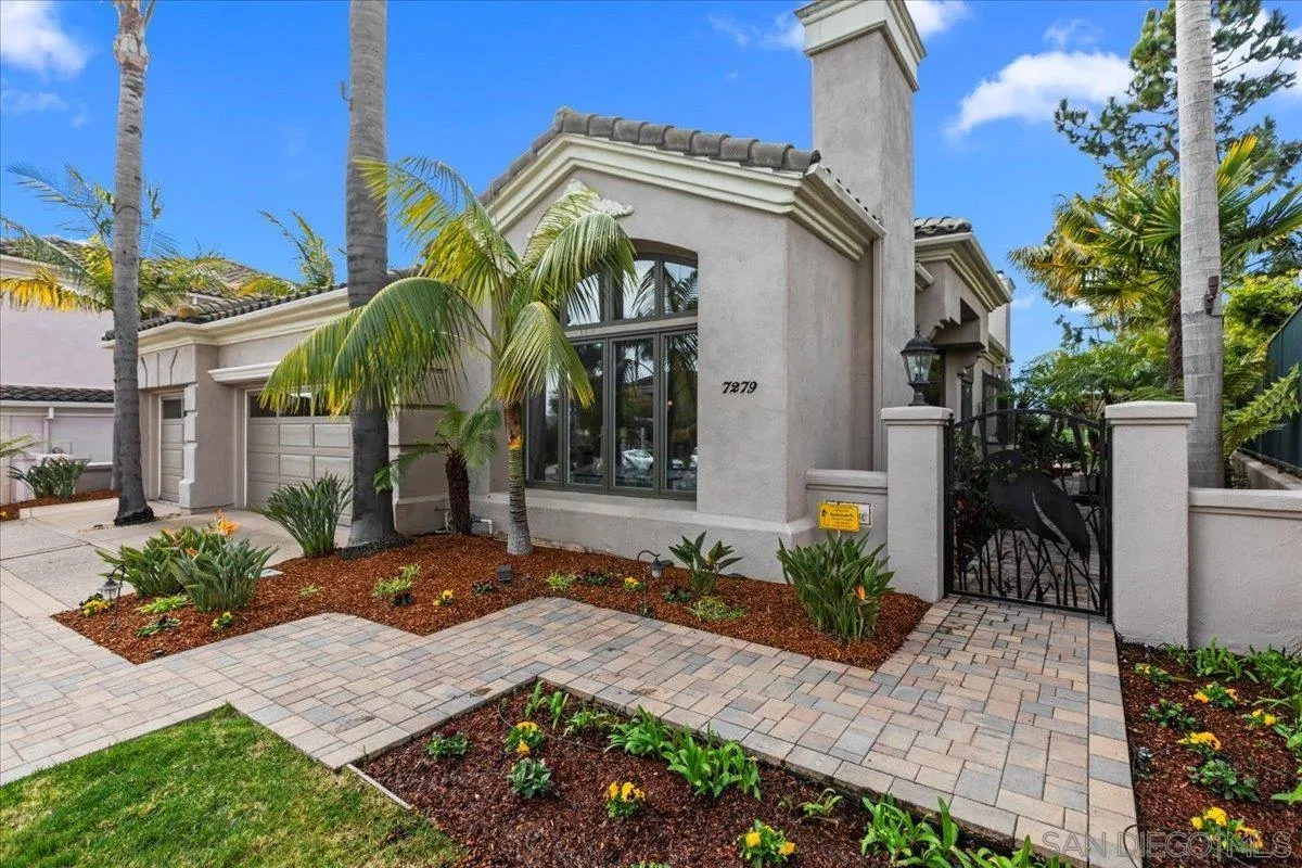 7279 Spoonbill Lane