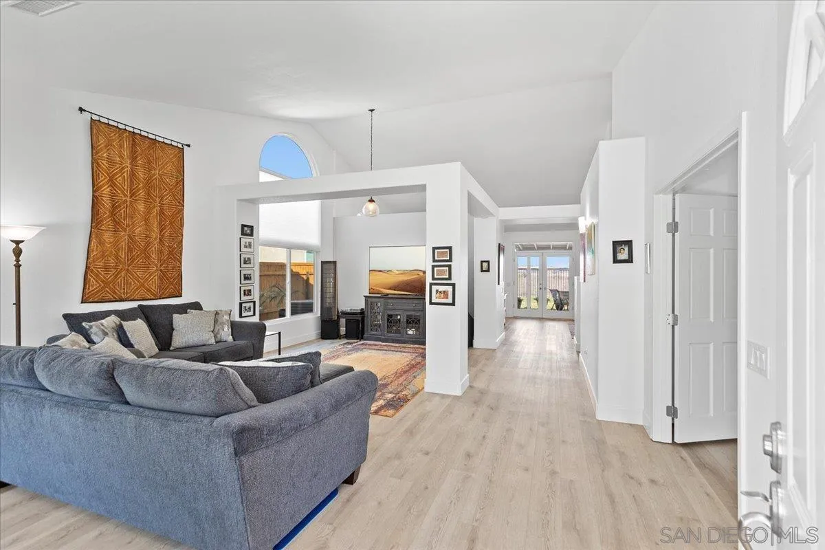 330 Luiseno