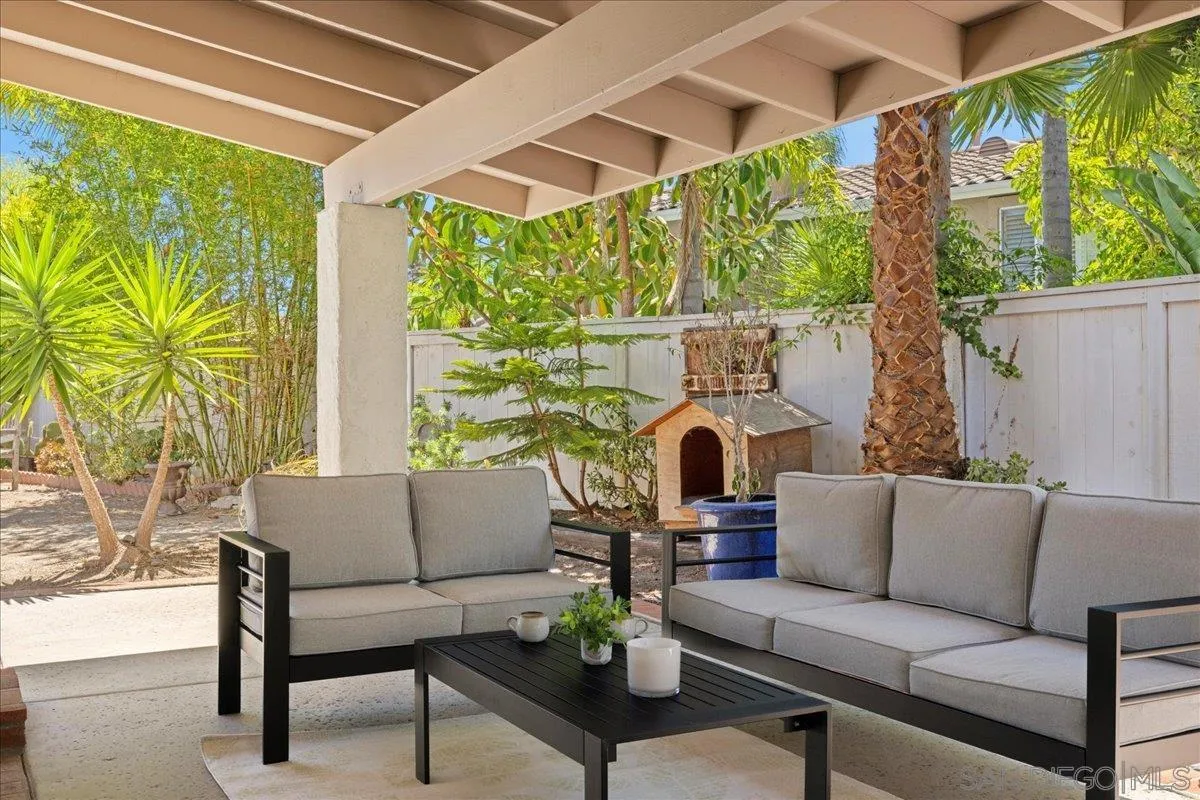 445 De Anza Court