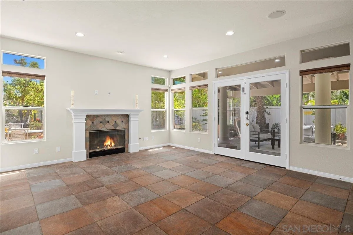 445 De Anza Court