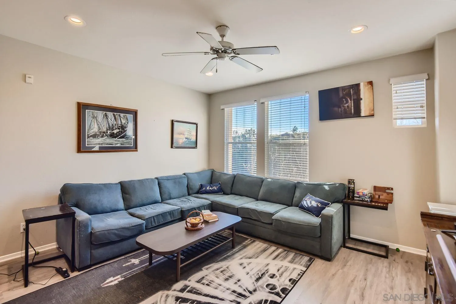 1372 Dandelion