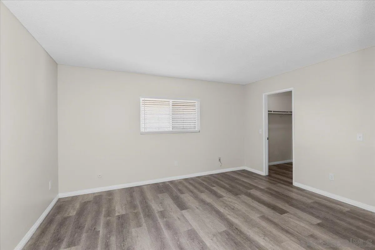 2112 East Vista Way Unit: 8