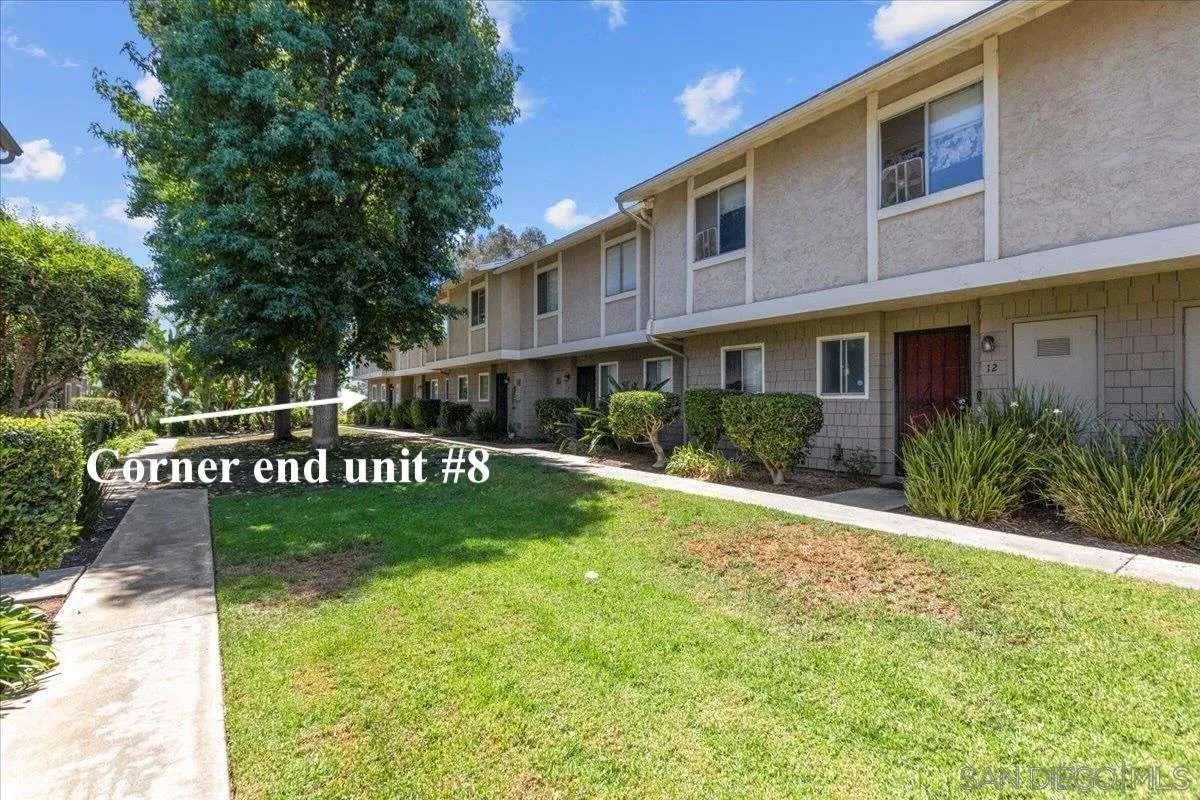 2112 East Vista Way Unit: 8