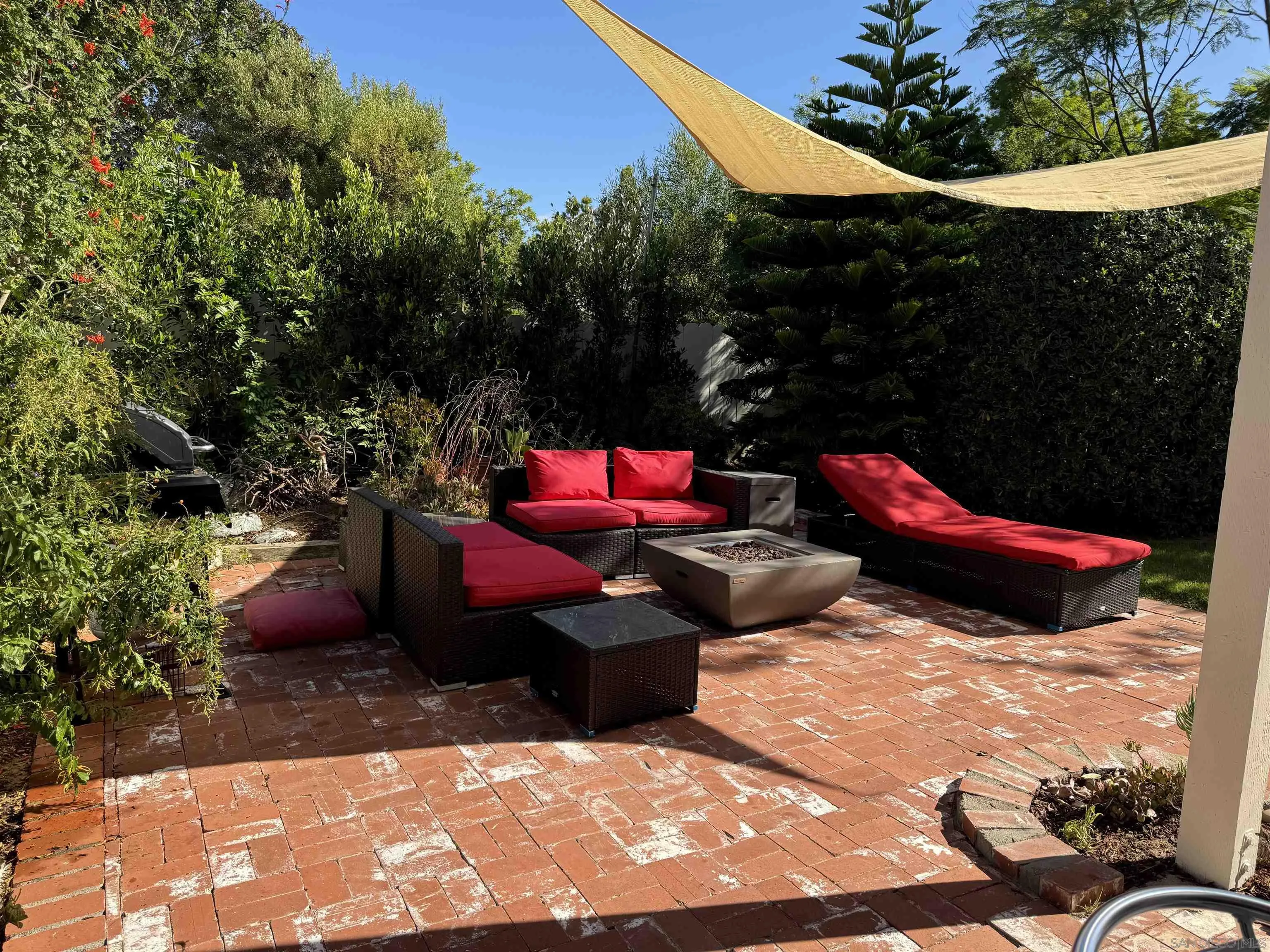2108 Sea Village Circle