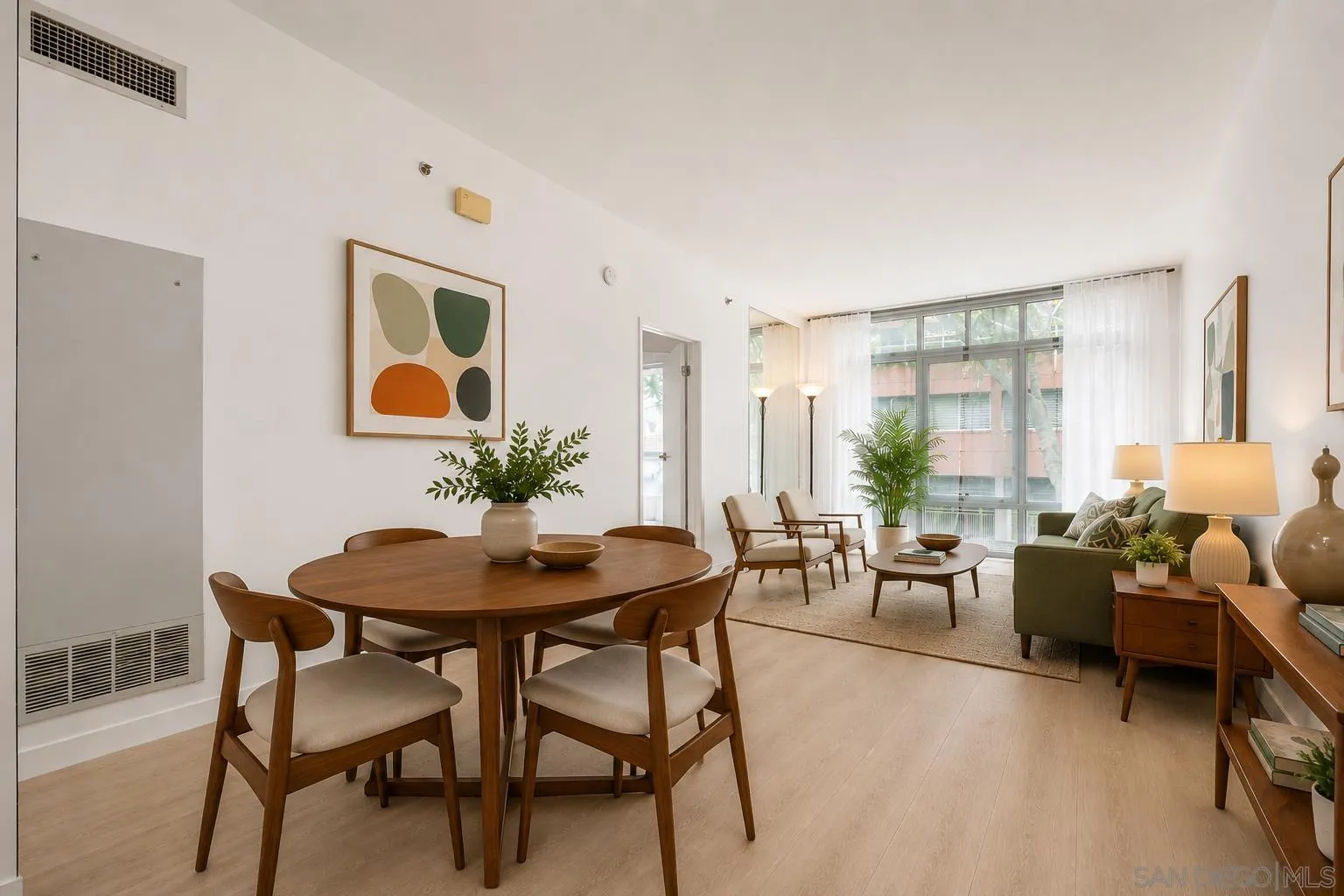425 W Beech Street Unit 327