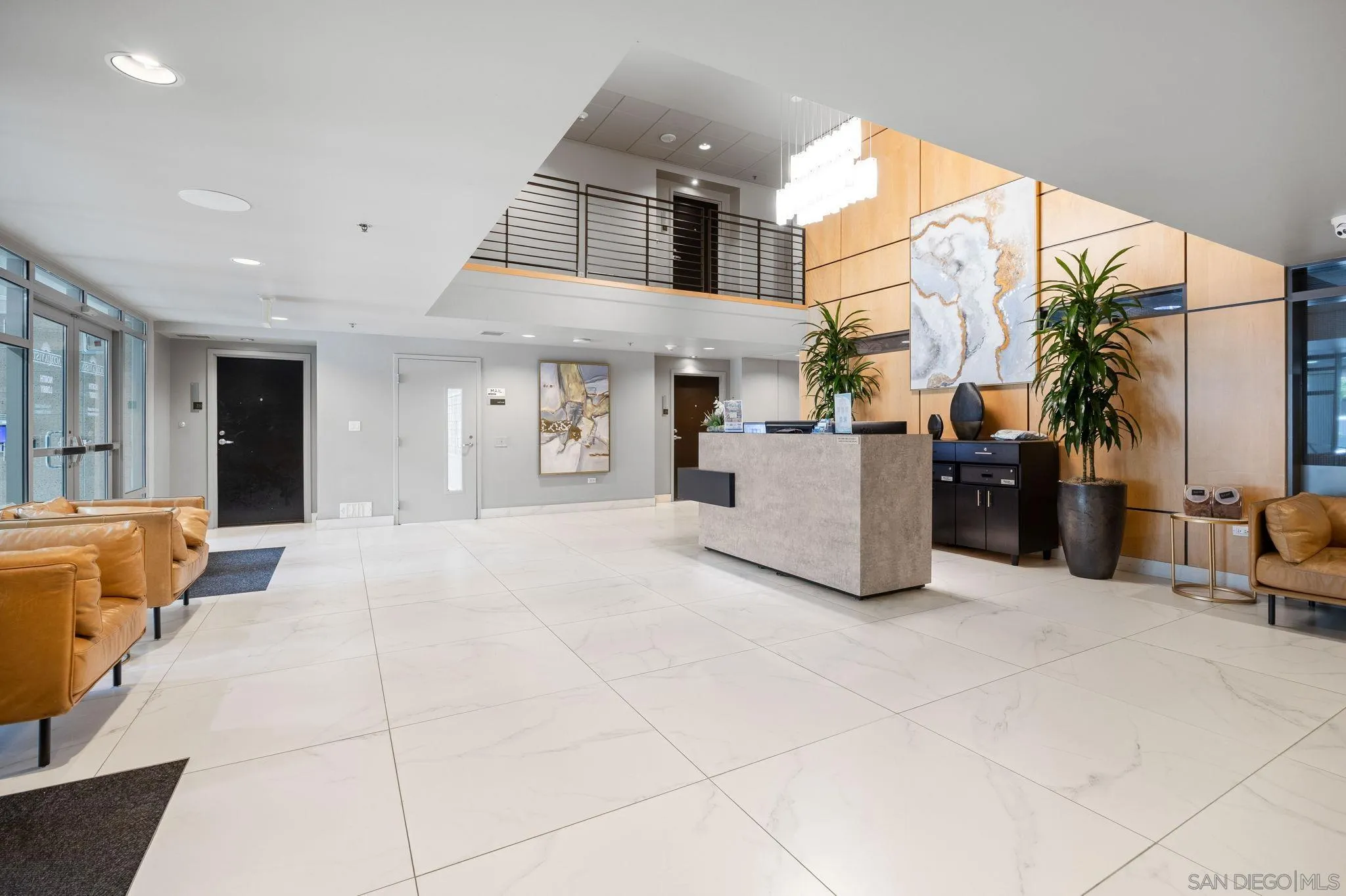 425 W Beech Street Unit 327