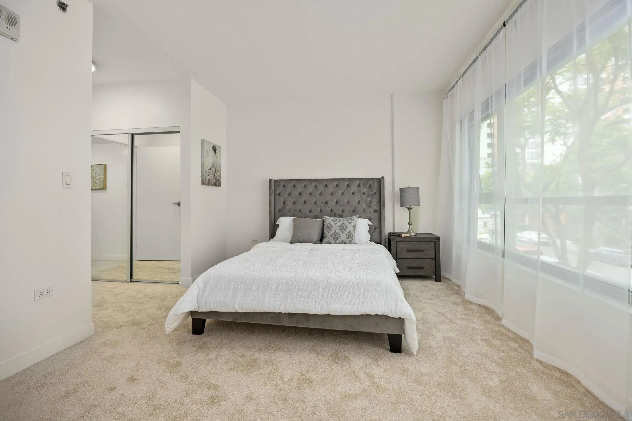 425 W Beech Street Unit 327