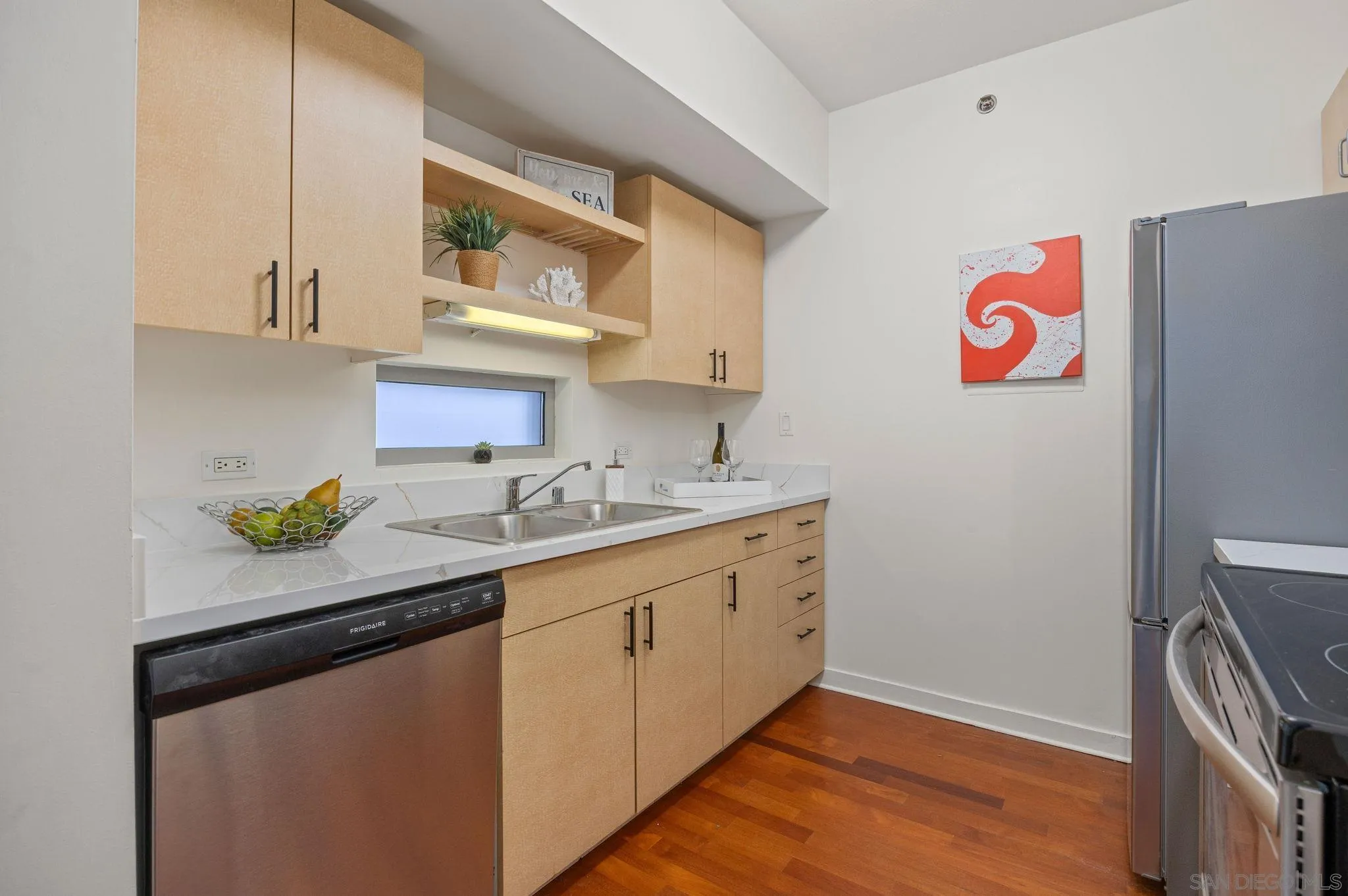 425 W Beech Street Unit 327